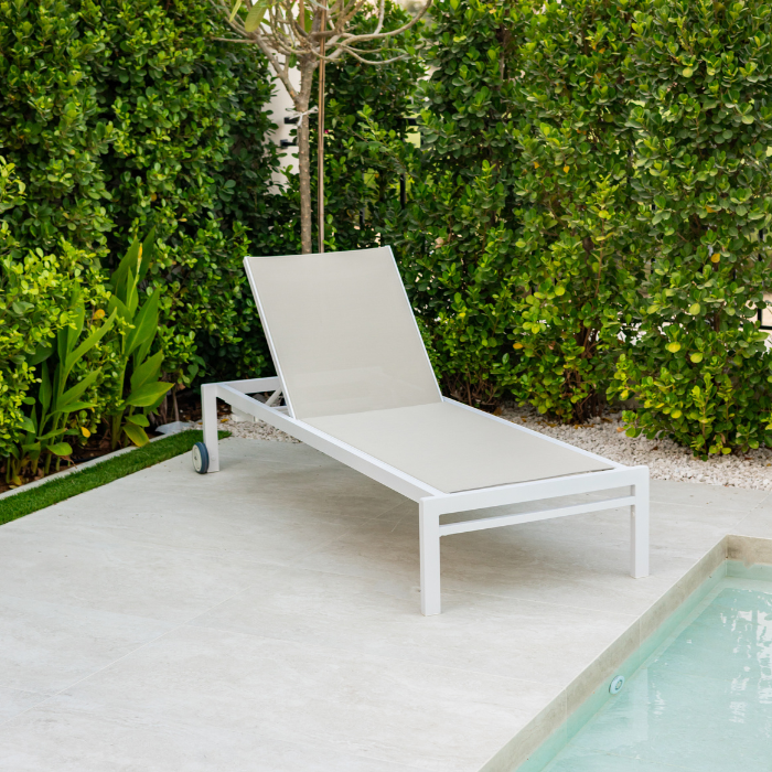 Olimpia Sunlounger | White Texturized | Ash Fabric | Stackable | OLT-SR/BLT-38/00 | Balliu Olimpia Sunlounger | White Texturized | Ash Fabric | Stackable | OLT-SR/BLT-38/00 | Balliu