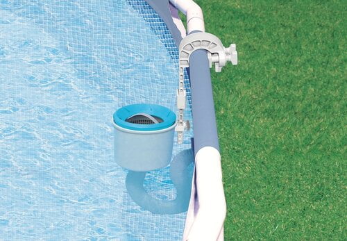 Intex Deluxe Wall Mount Skimmer - 28000 Intex Deluxe Wall Mount Skimmer - 28000