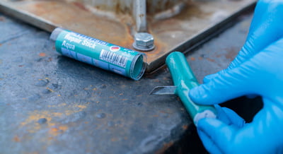 Underwater Epoxy Repair Stick 57g - WEICON 10531057 Underwater Epoxy Repair Stick 57g - WEICON 10531057