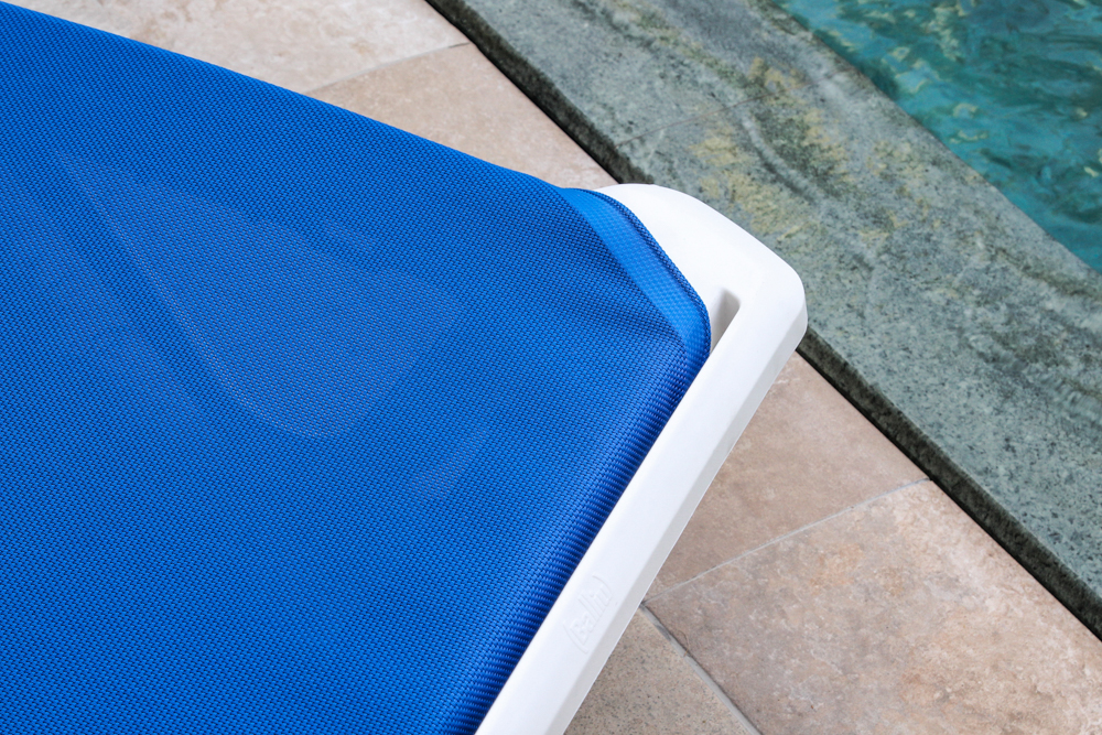 Eva Pro Sunlounger | White Frame | Blue Fabric | EPT/BL-01/00 | Balliu