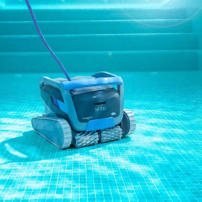 Dolphin M700 CB Automatic Pool Cleaner