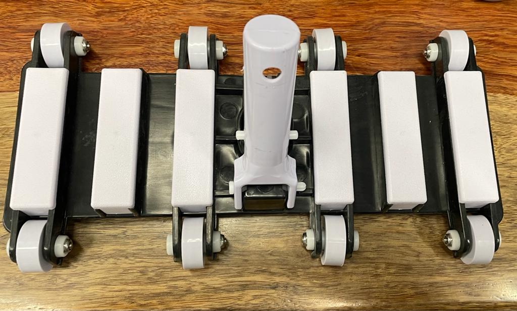 Heavy Flexible Vacuum Head with Plastic Handle and Bearing Wheels Heavy Flexible Vacuum Head with Plastic Handle and Bearing Wheels
